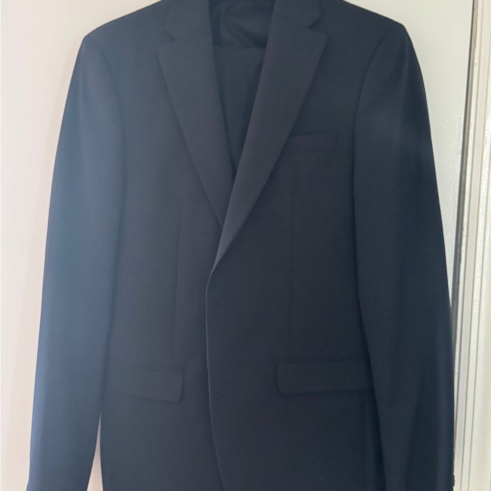 Classic Black Men's Suit gently used